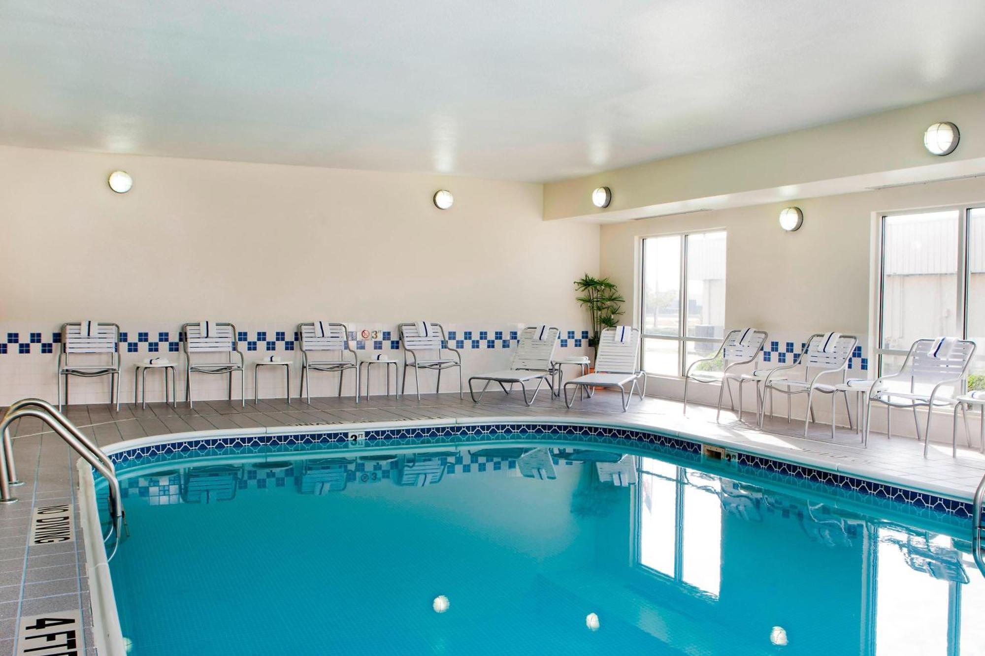 Fairfield Inn & Suites By Marriott Champaign Dış mekan fotoğraf